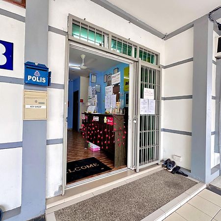 Borneo Inn Кота-Кинабалу Экстерьер фото