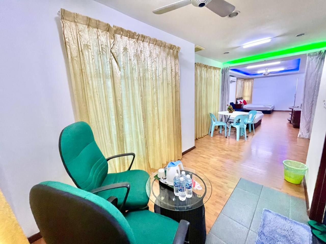 Borneo Inn Кота-Кинабалу Номер фото