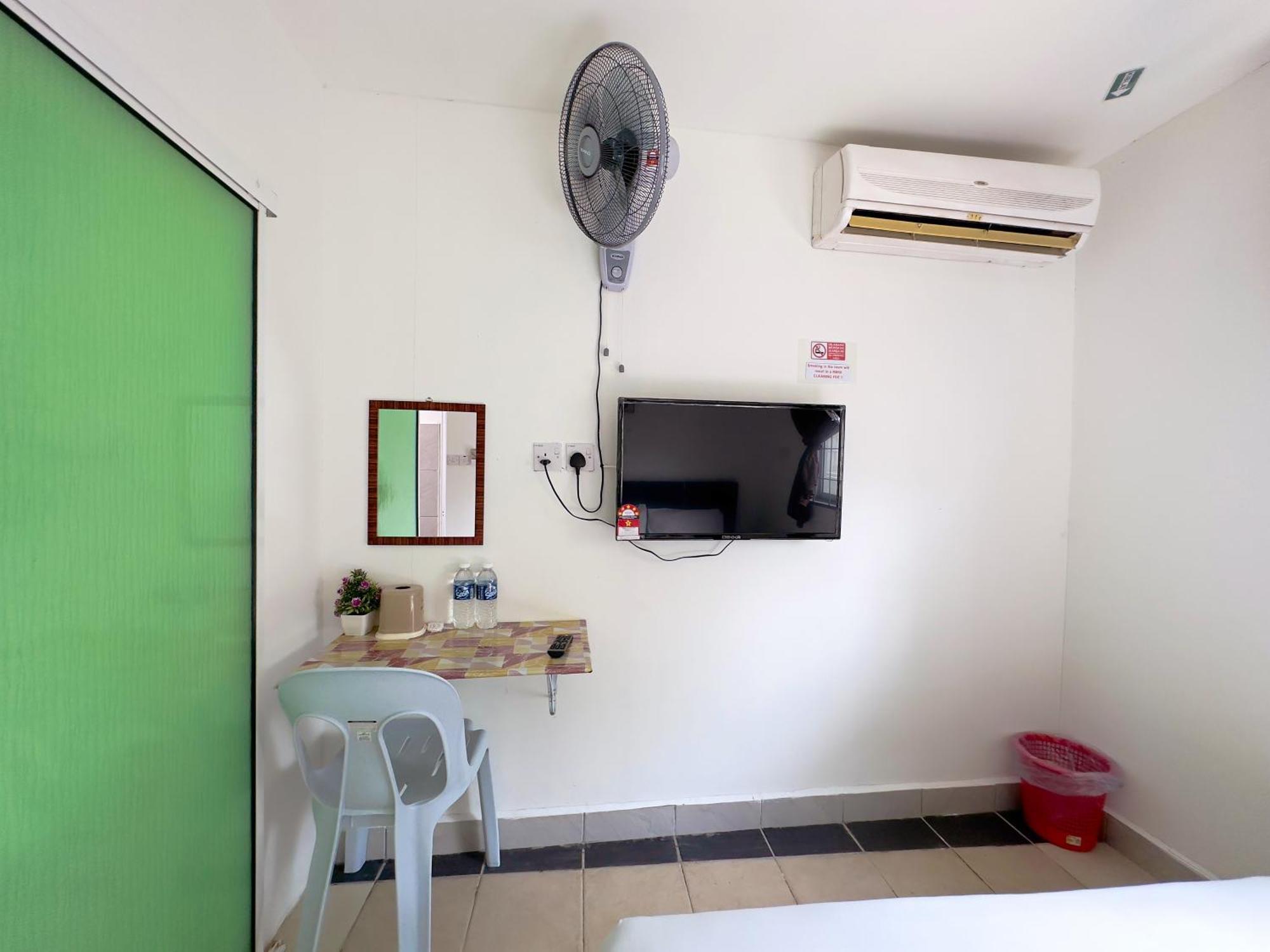 Borneo Inn Кота-Кинабалу Номер фото